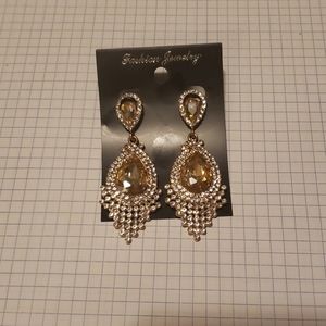 Fashion jewelry earrings
